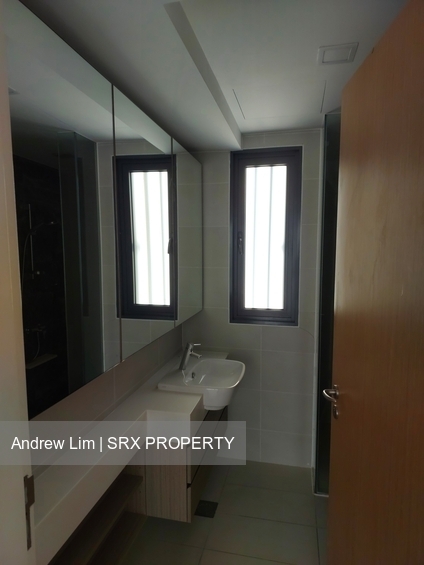 The Lakefront Residences (D22), Condominium #572041511